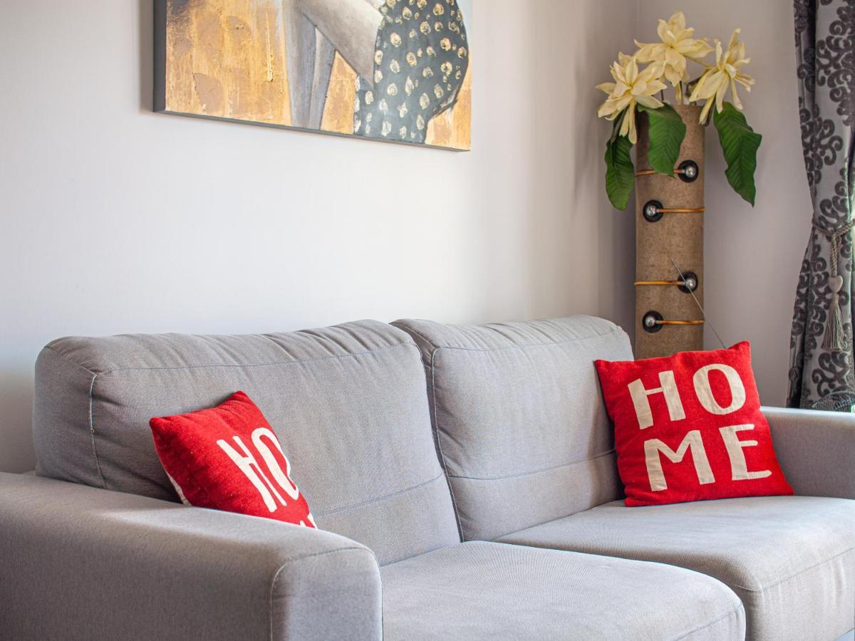 2091- Apt Close From All Amenities 마닐바 외부 사진