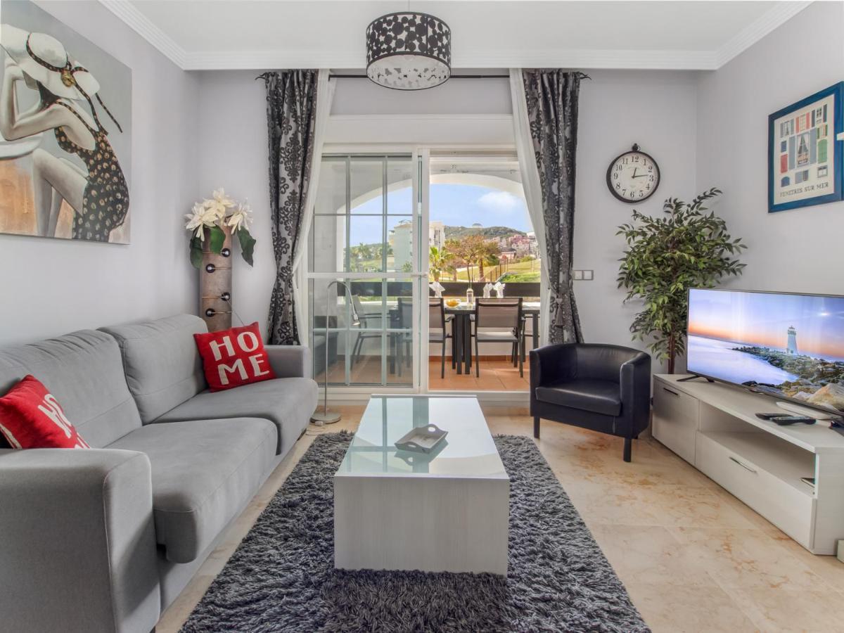 2091- Apt Close From All Amenities 마닐바 외부 사진