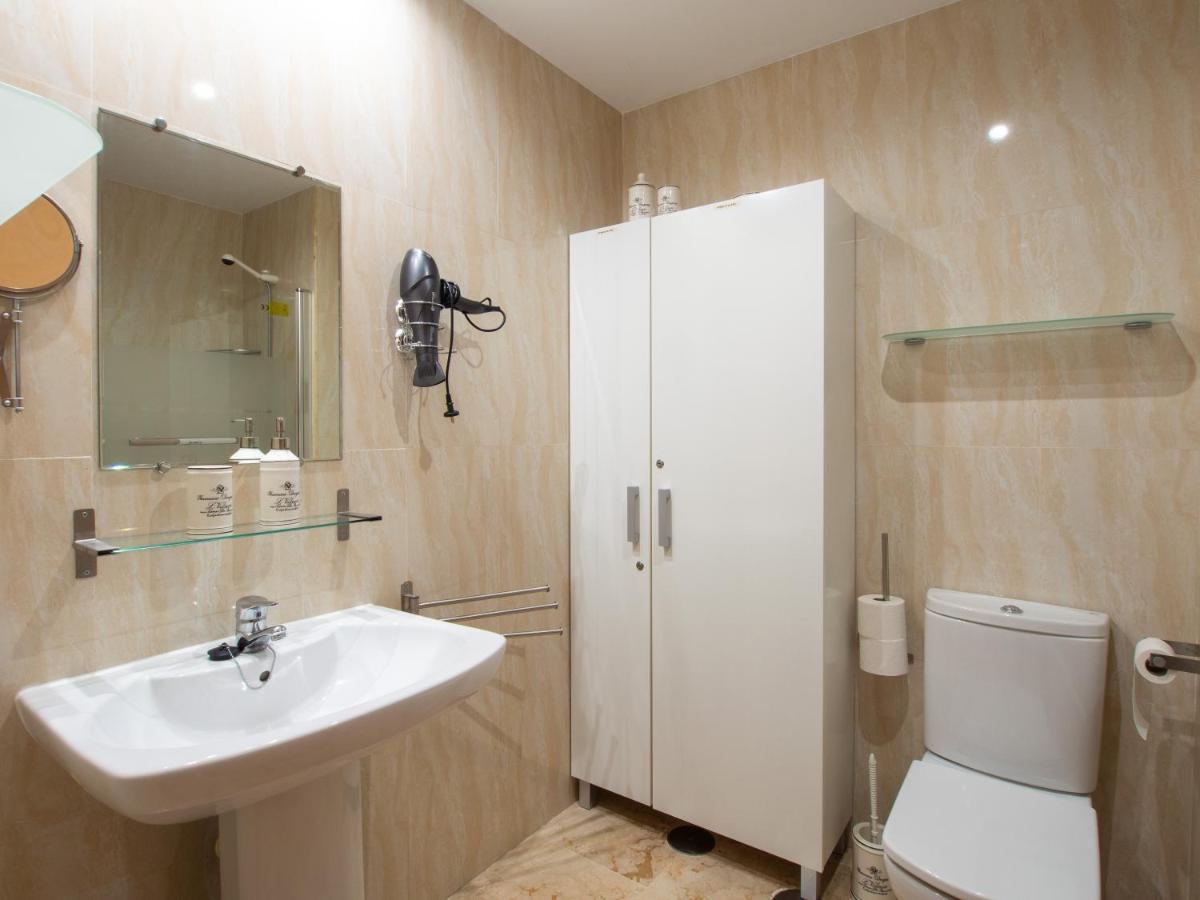 2091- Apt Close From All Amenities 마닐바 외부 사진