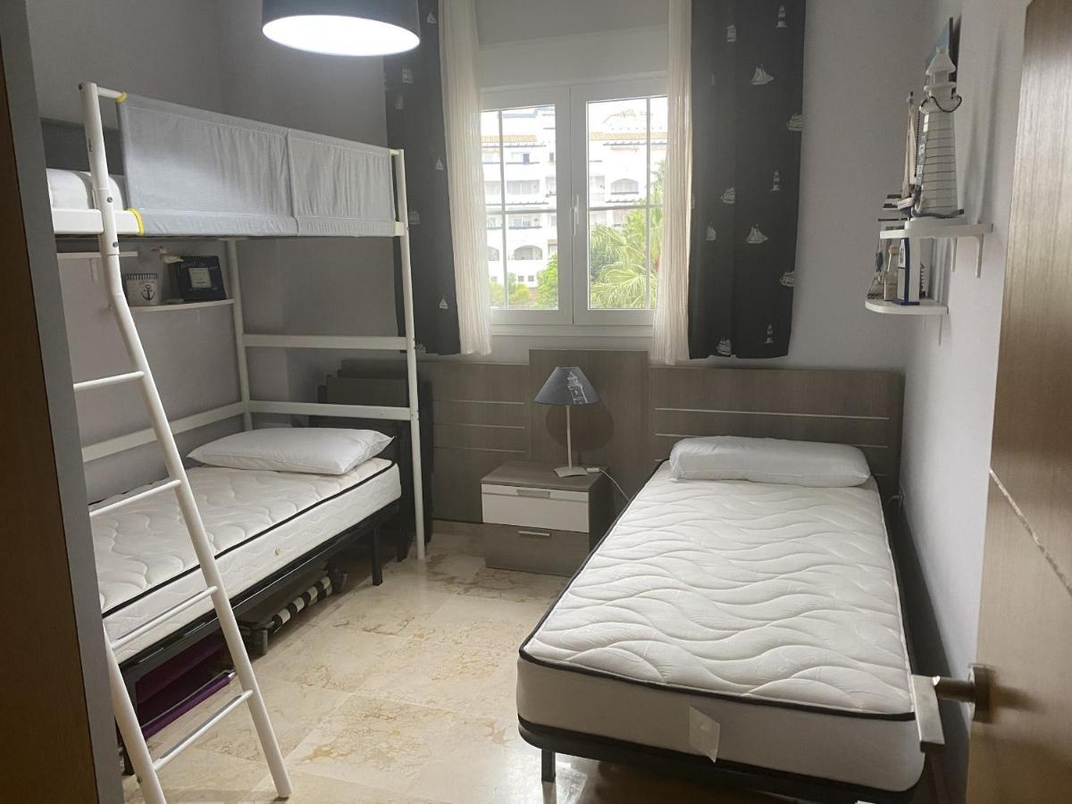 2091- Apt Close From All Amenities 마닐바 외부 사진